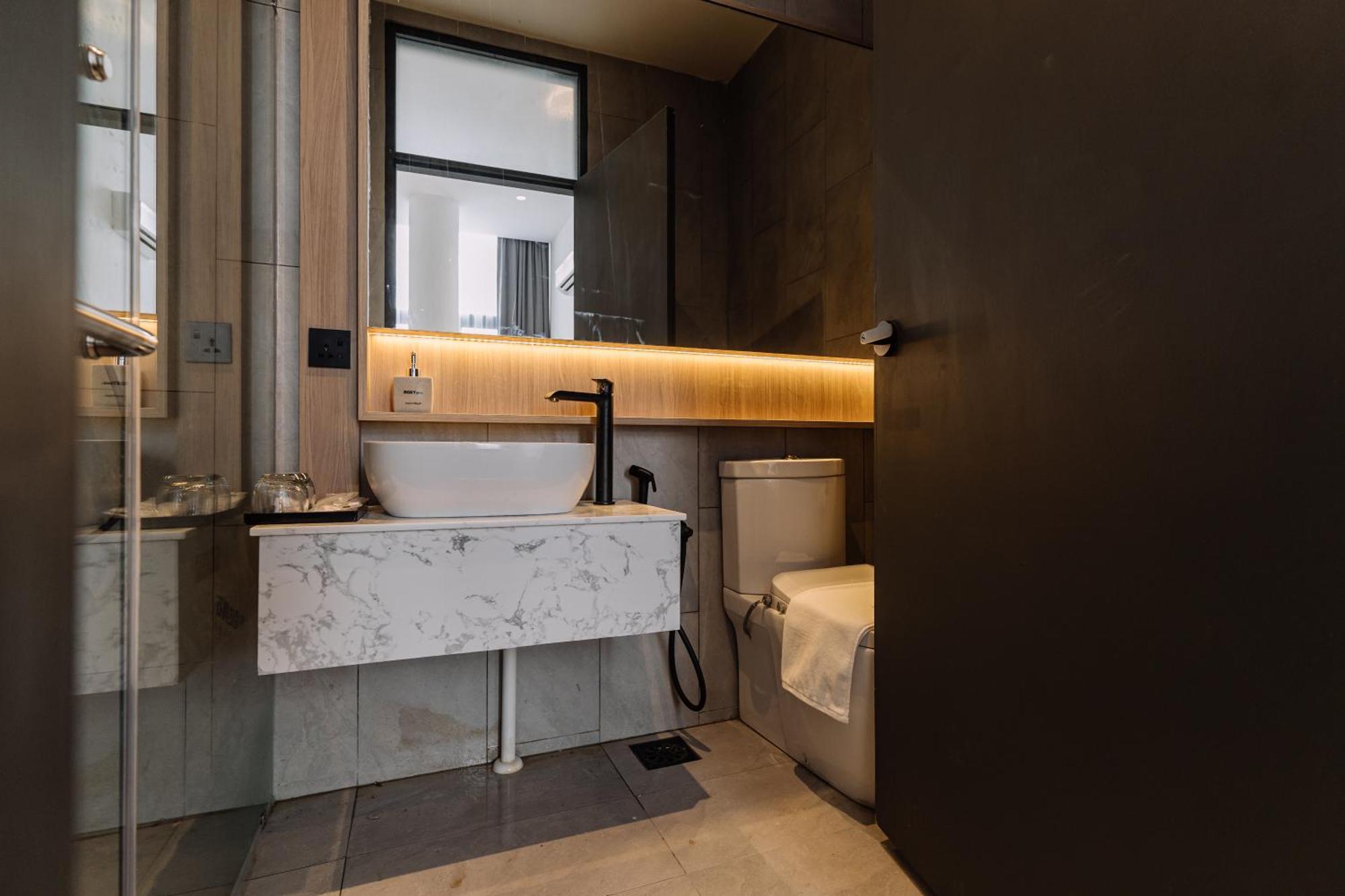 Impiana By Roxy Hotel Kuching Zewnętrze zdjęcie