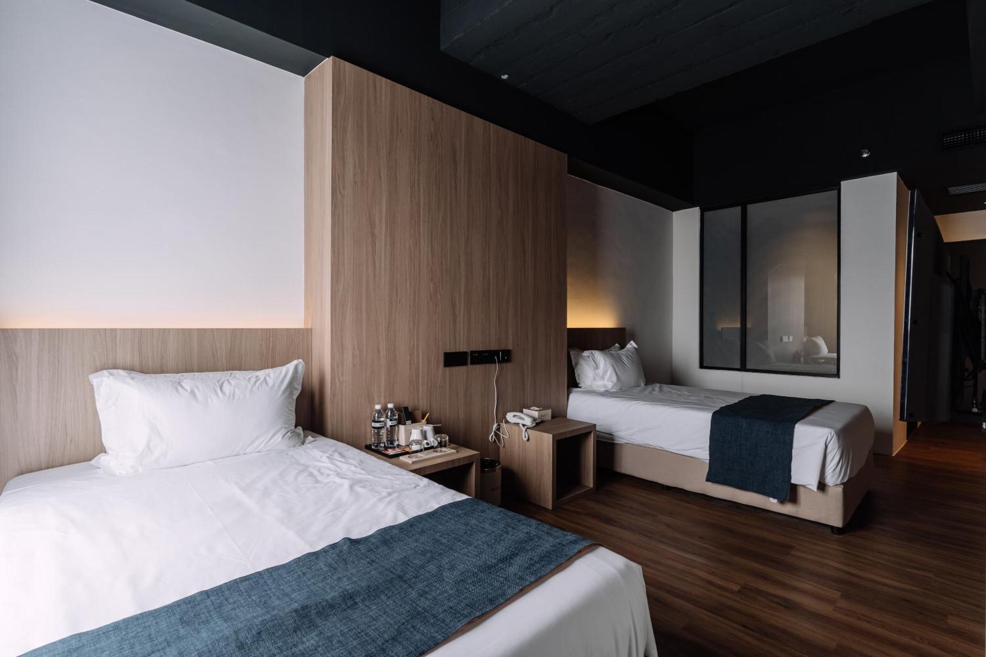 Impiana By Roxy Hotel Kuching Zewnętrze zdjęcie