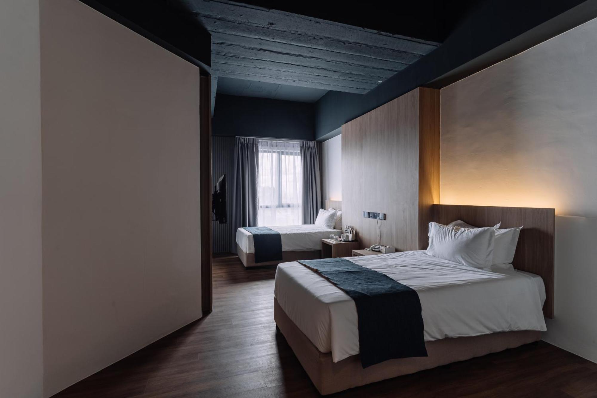 Impiana By Roxy Hotel Kuching Zewnętrze zdjęcie